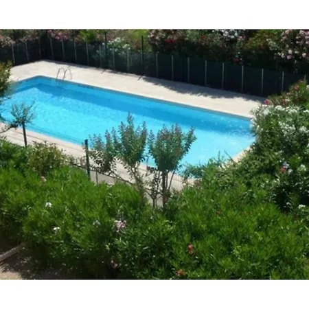 Lejlighed 1 Chambre, 6 Personnes Dans Avec Piscines