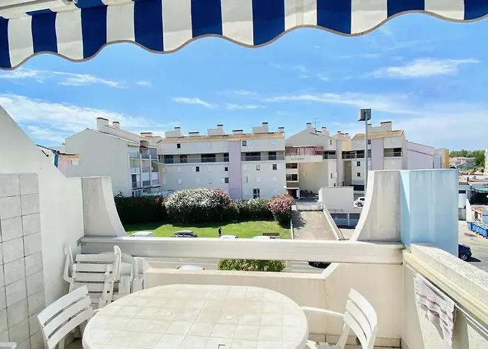 1 Chambre, 6 Personnes Dans Avec Piscines 아파트 르그로뒤후아